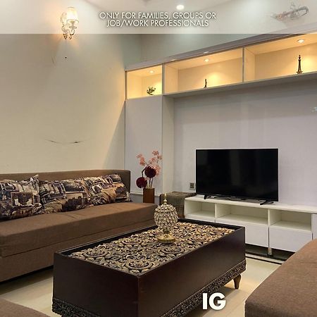 3 Bedroom Furnished Holiday Home Near Valencia Town, Lake City & Ring Road Lahore Exteriér fotografie